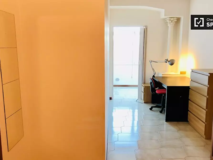 Immagine 4 di Camera condivisa in affitto  in Via Gregorio Ricci Curbastro, 00149 Roma RM, Italy a Roma