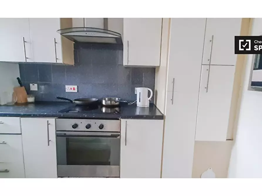 Immagine 6 di Appartamento in affitto  in Goldfinch Rd a Eltham