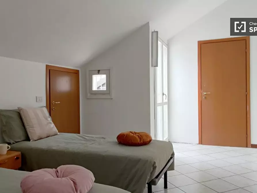 Immagine 10 di Appartamento in affitto  in Via Privata Ugo Tommei a Milano