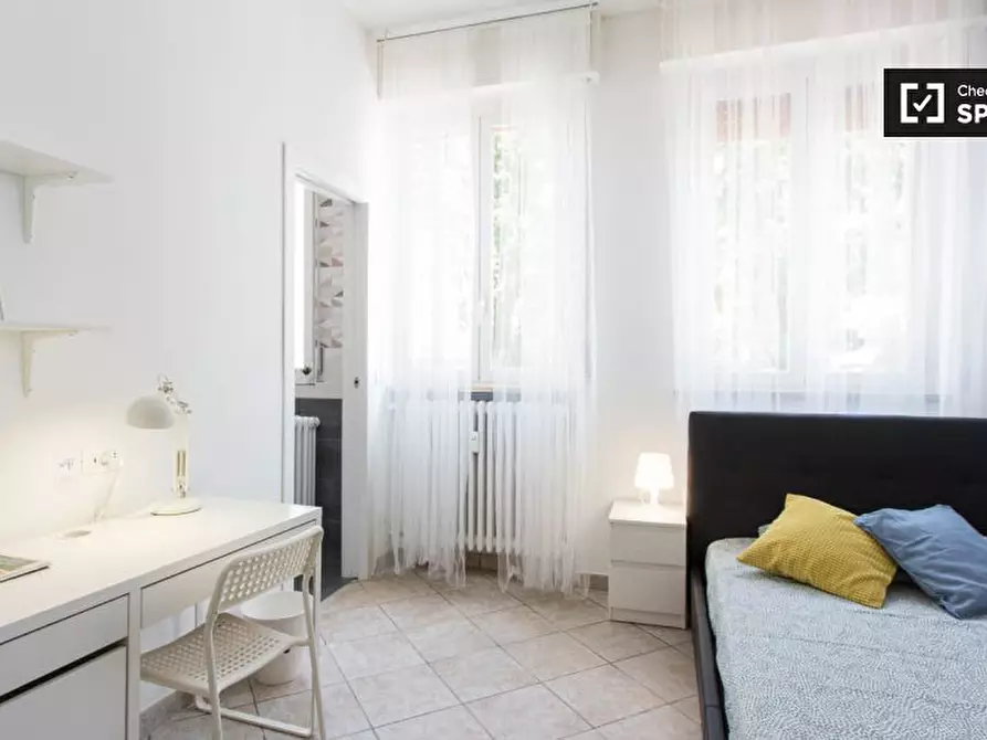 Immagine 16 di Camera condivisa in affitto  in Via Giuseppe Candiani a Milano