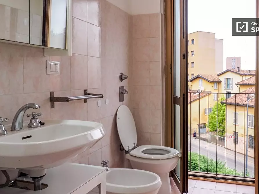 Immagine 6 di Appartamento in affitto  in Via Pietro Thouar a Milano