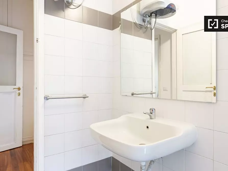 Immagine 18 di Camera condivisa in affitto  in Via Leopoldo Cicognara a Milano