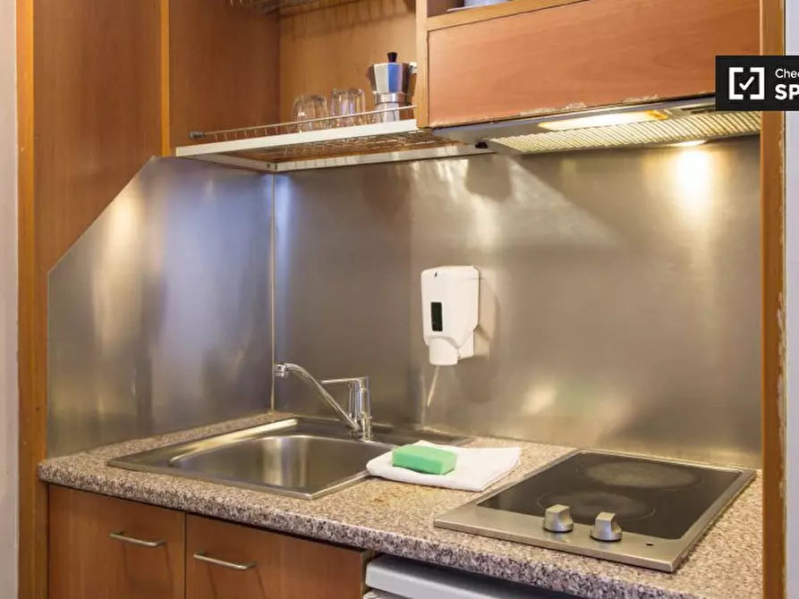 Immagine 7 di Ufficio in affitto  in Via Lepontina a Milano