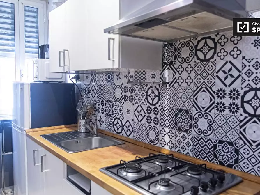 Immagine 16 di Appartamento in affitto  in Piazza dei Campani a Roma