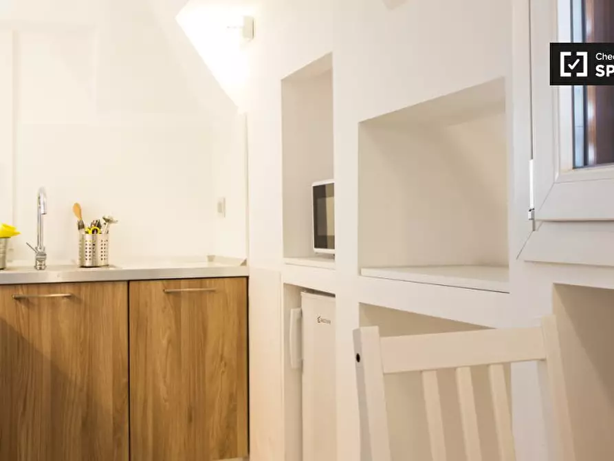 Immagine 7 di Ufficio in affitto  in Viale S. Gimignano, 20146 Milano MI, Italy a Milano