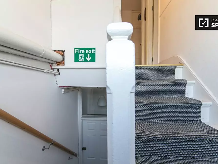 Immagine 11 di Appartamento in affitto  in Berriman Rd a Islington