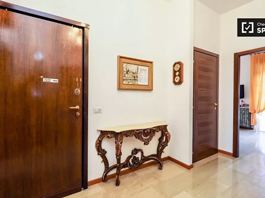 Immagine 17 di Camera condivisa in affitto  in Viale Renato Serra a Milano