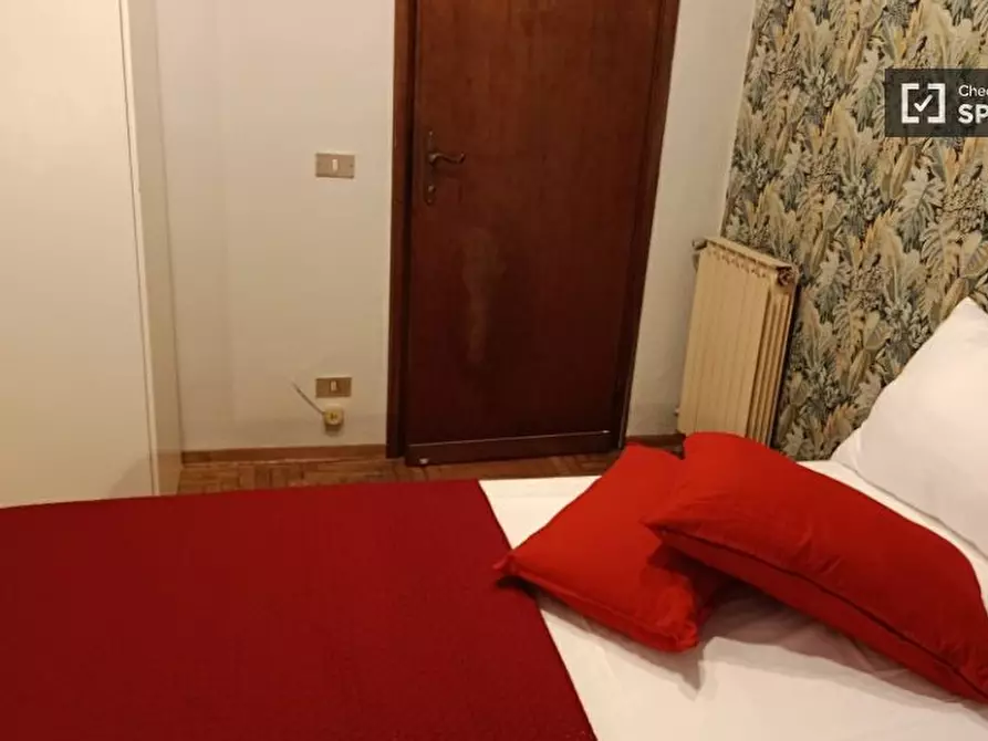 Immagine 16 di Camera condivisa in affitto  in Via di S. Niccolò a Firenze