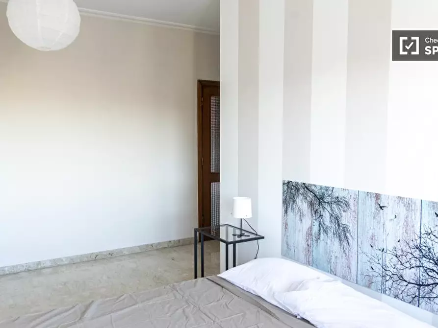 Immagine 4 di Camera condivisa in affitto  in Via Padre Semeria a Roma