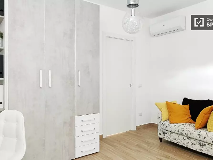 Immagine 4 di Ufficio in affitto  in Via Gaudenzio Ferrari a Milano