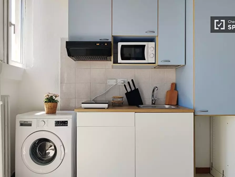 Immagine 9 di Appartamento in affitto  in Viale Famagosta a Milano