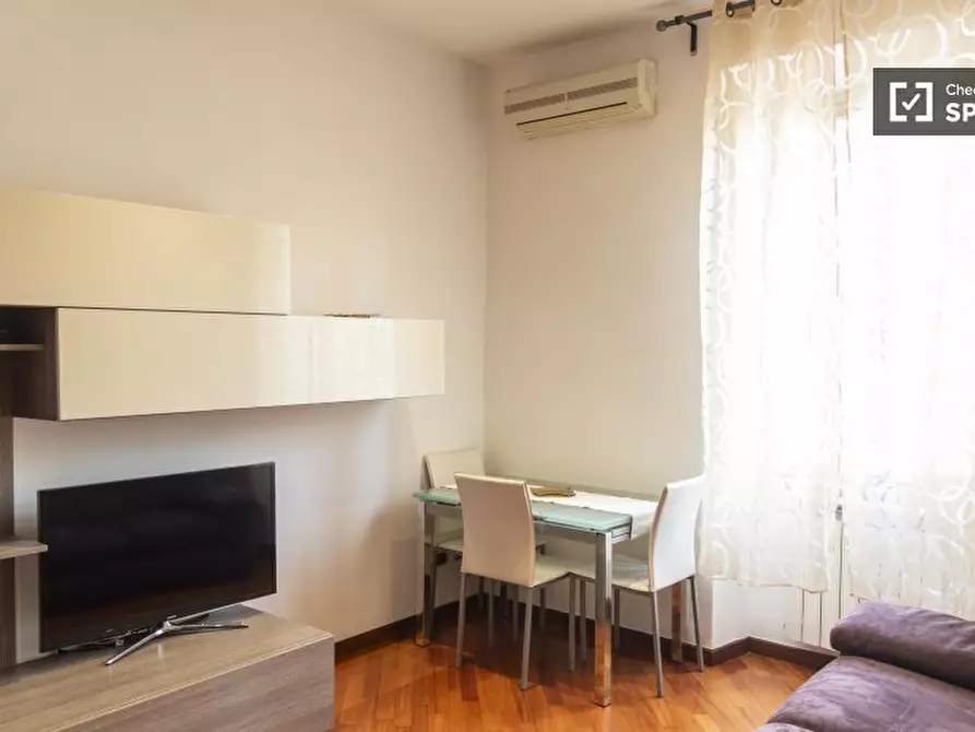 Immagine 8 di Appartamento in affitto  in Via Alfredo Baccarini a Roma