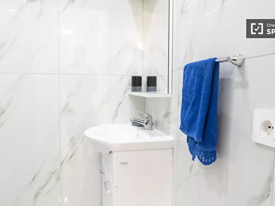 Immagine 16 di Appartamento in affitto  in Via Giovanni Battista Bastianelli a Roma