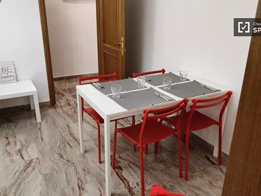 Immagine 19 di Camera condivisa in affitto  in Via della Colonna a Firenze