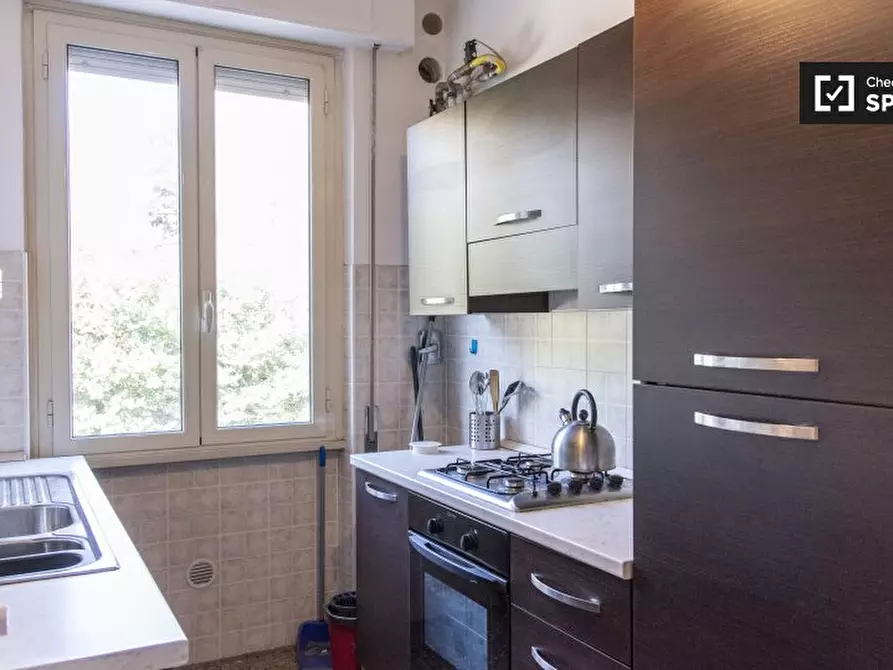 Immagine 7 di Camera condivisa in affitto  in Via Portuense a Roma