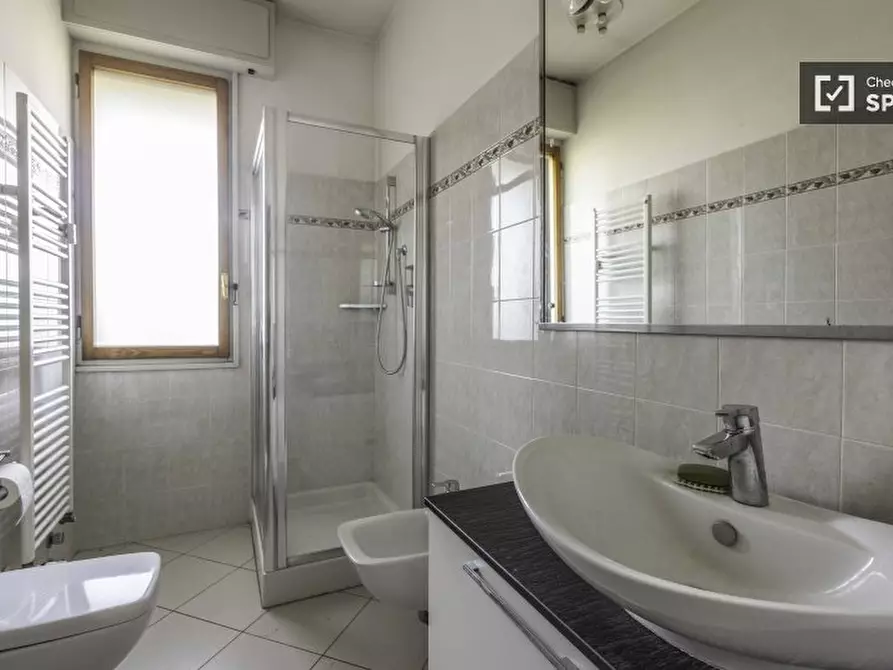 Immagine 15 di Camera condivisa in affitto  in Via S. Donato a Bologna