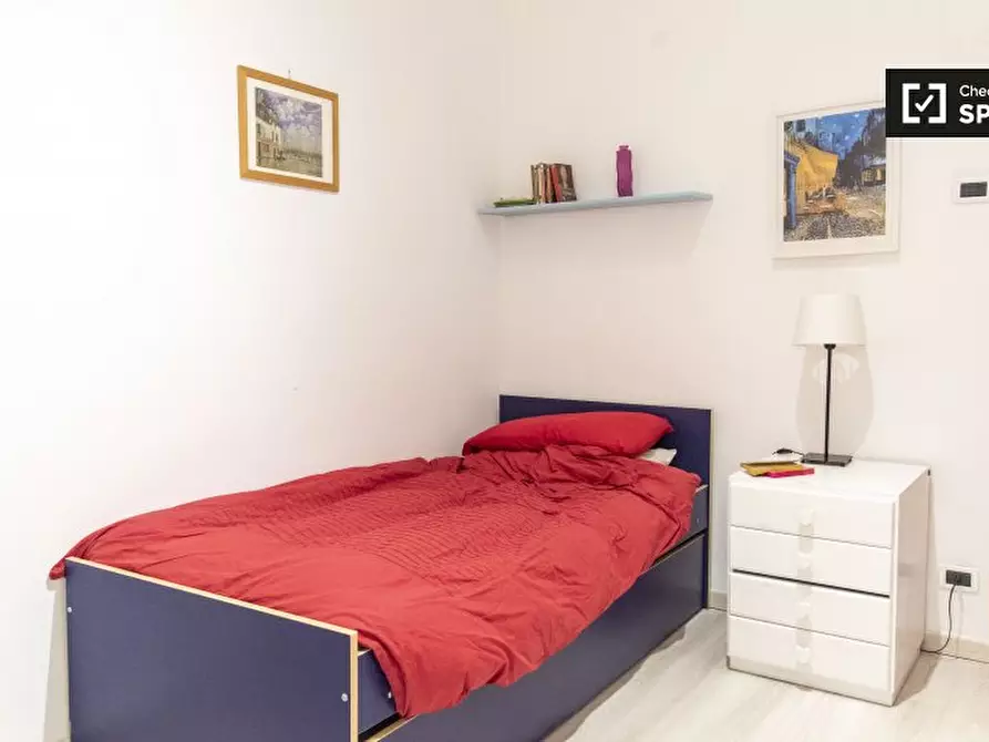 Immagine 4 di Camera condivisa in affitto  in Via Emanuele Filiberto, 00185 Roma RM, Italy a Roma