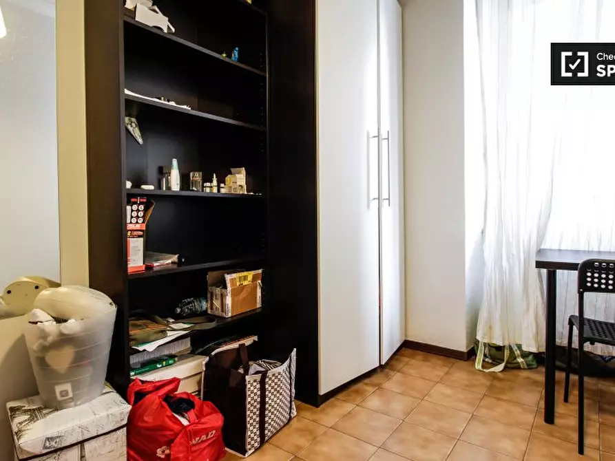 Immagine 4 di Camera condivisa in affitto  in Corso S. Maurizio a Torino