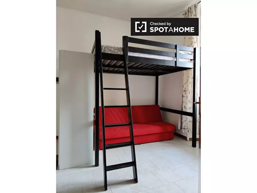 Immagine 2 di Ufficio in affitto  in Via Ponale a Milano