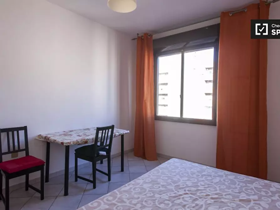 Immagine 2 di Camera condivisa in affitto  in Via Valentino Banal, 00177 Roma RM, Italy a Roma