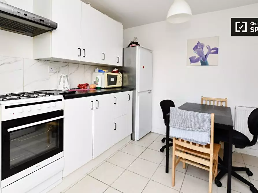 Immagine 7 di Camera condivisa in affitto  in Berriman Rd a Islington