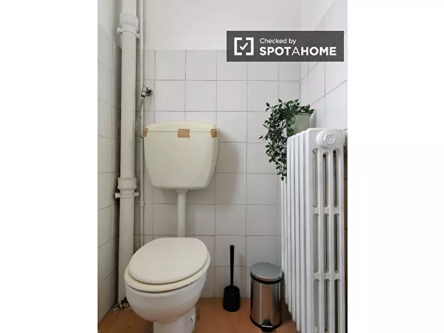 Immagine 15 di Appartamento in affitto  in Viale Famagosta a Milano