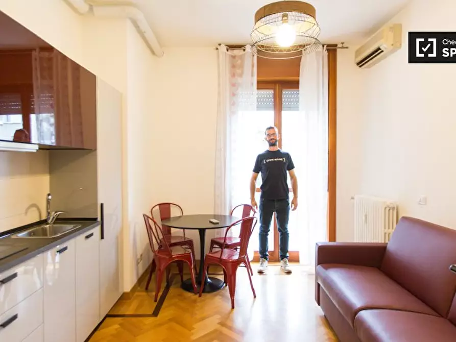 Immagine 19 di Appartamento in affitto  in Via Giovanni Battista Pergolesi a Milano