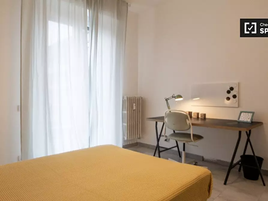 Immagine 3 di Camera condivisa in affitto  in Via Emilio Broglio a Milano