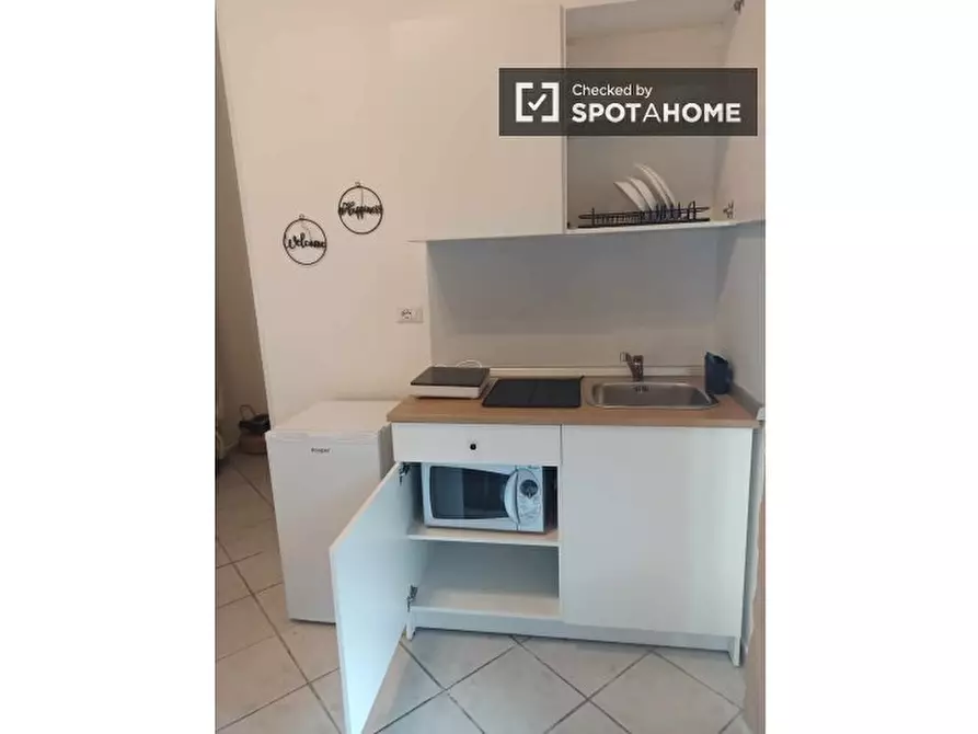 Immagine 8 di Ufficio in affitto  in Via Fraconalto a Roma