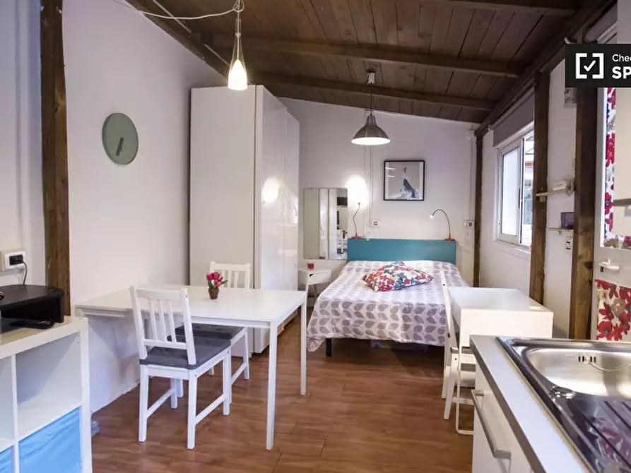 Immagine 4 di Ufficio in affitto  in Via Stefano Infessura, 00179 Roma RM, Italy a Roma