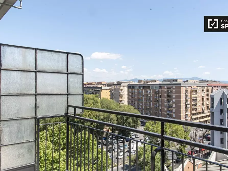 Immagine 13 di Ufficio in affitto  in Viale della Venezia Giulia a Roma