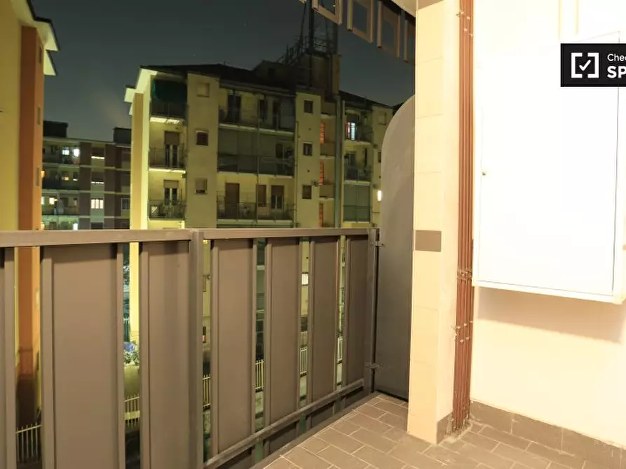 Immagine 8 di Camera condivisa in affitto  in Via delle Forze Armate a Milano