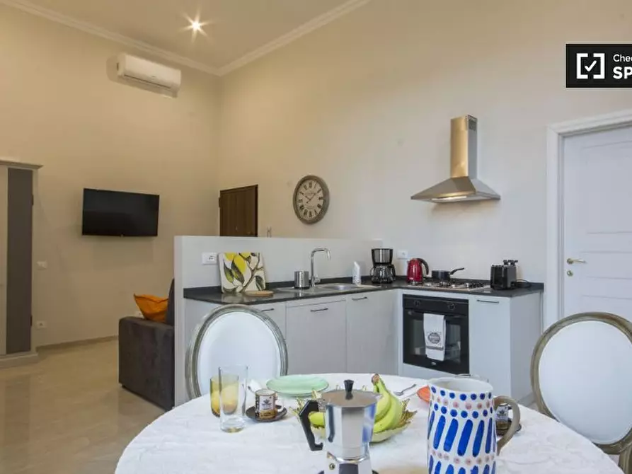 Immagine 3 di Appartamento in affitto  in Piazza Cesare Beccaria, 50121 Firenze FI, Italy a Firenze