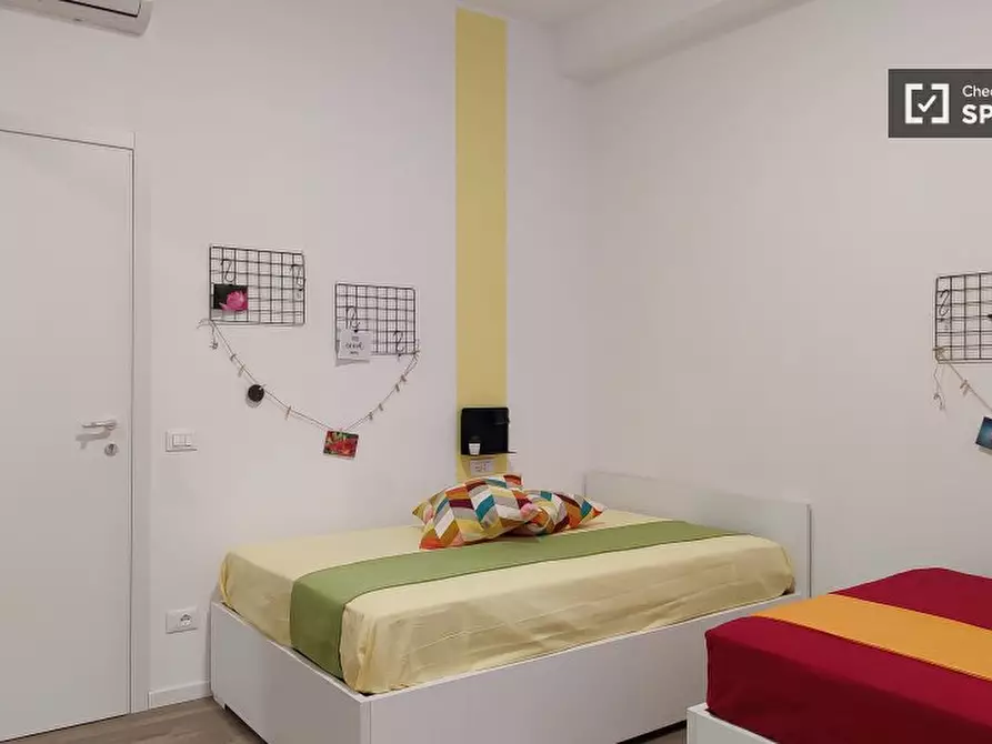 Immagine 4 di Camera condivisa in affitto  in Viale Monza a Milano