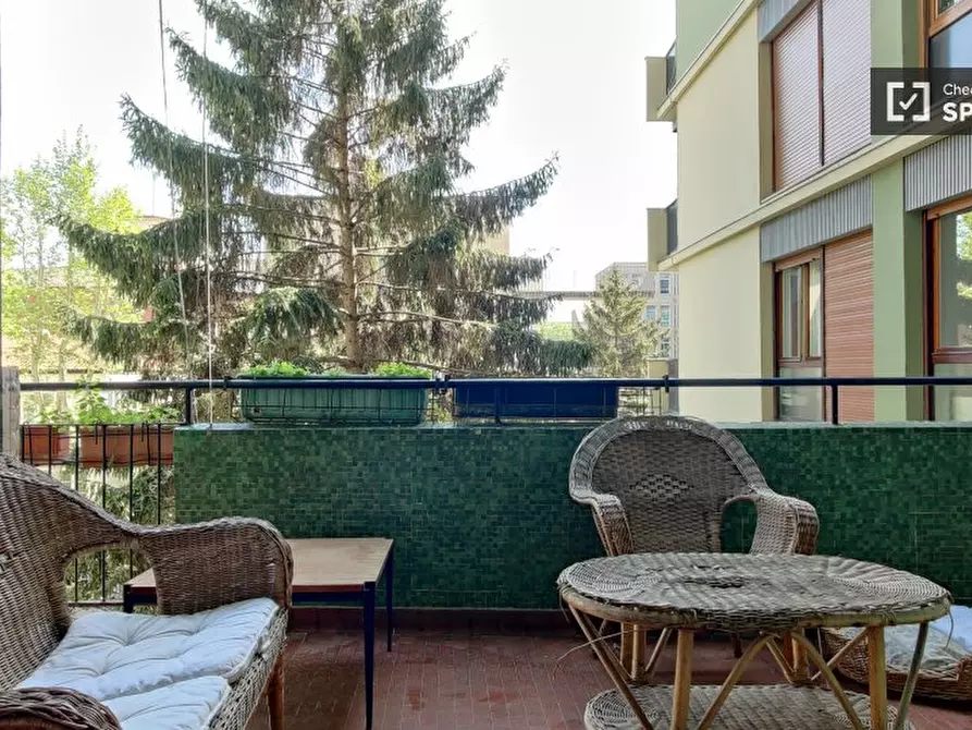 Immagine 2 di Camera condivisa in affitto  in Via Leopoldo Sabbatini a Milano