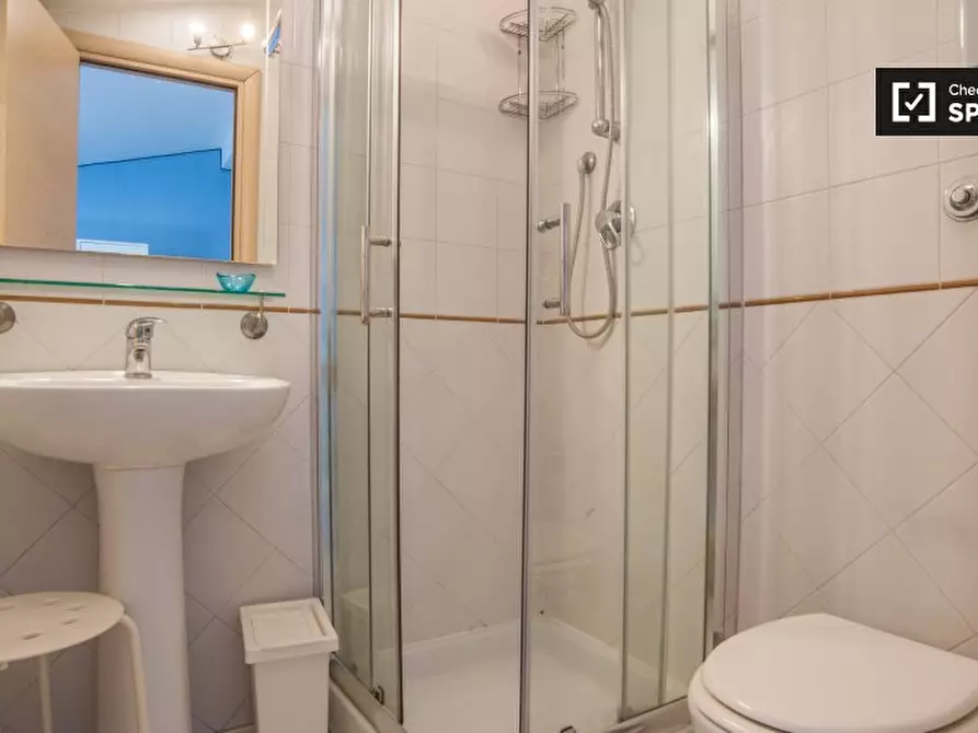 Immagine 14 di Camera condivisa in affitto  in Via Gaeta, 00185 Roma RM, Italy a Roma