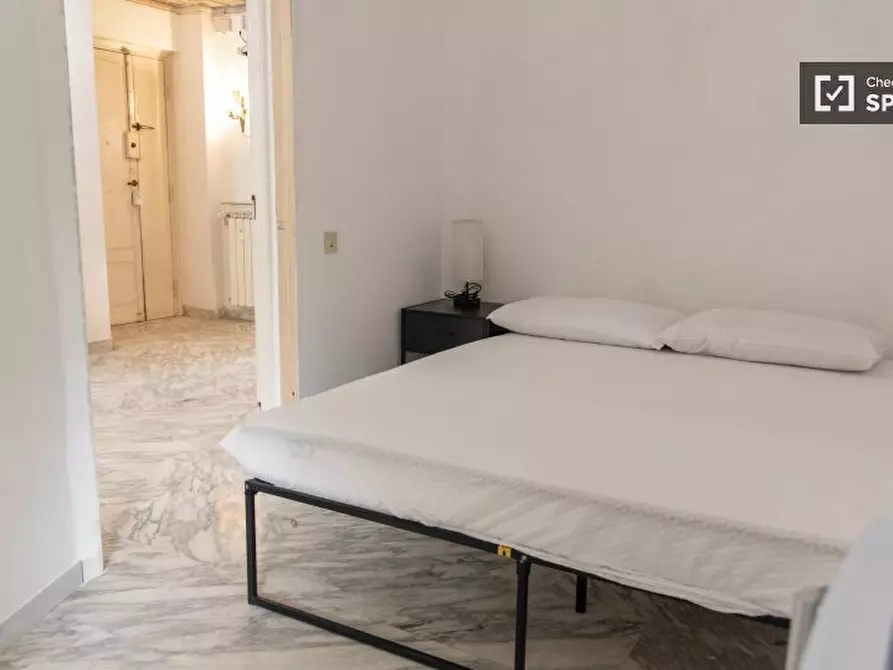 Immagine 3 di Camera condivisa in affitto  in Via dei Radiotelegrafisti a Roma