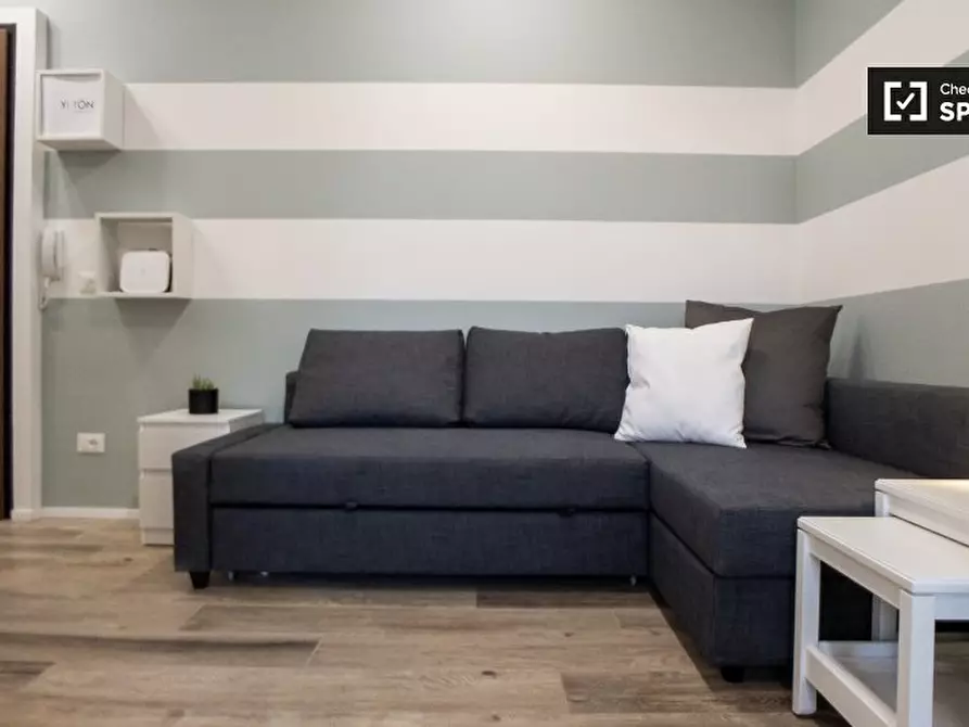 Immagine 5 di Appartamento in affitto  in Via Rutilia a Milano