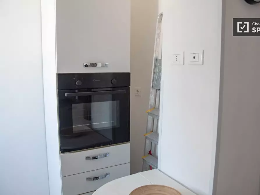 Immagine 18 di Appartamento in affitto  in Via dei Savorgnan a Roma