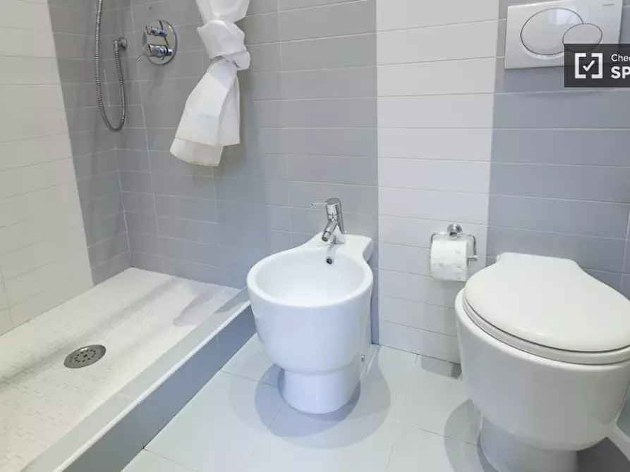 Immagine 12 di Appartamento in affitto  in Via Ettore Rolli a Roma