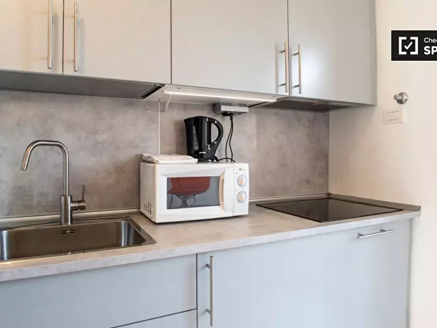 Immagine 11 di Appartamento in affitto  in Via Carlo Ravizza a Milano