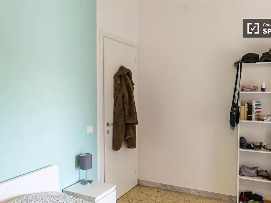 Immagine 4 di Camera condivisa in affitto  in Viale Etiopia a Roma