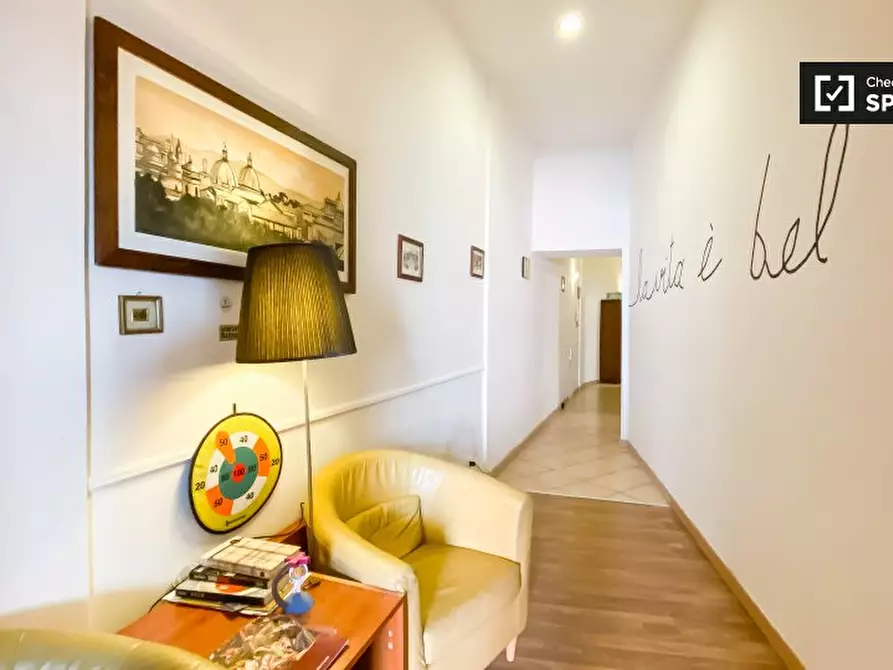 Immagine 14 di Camera condivisa in affitto  in Piazza Vittorio Emanuele II a Roma