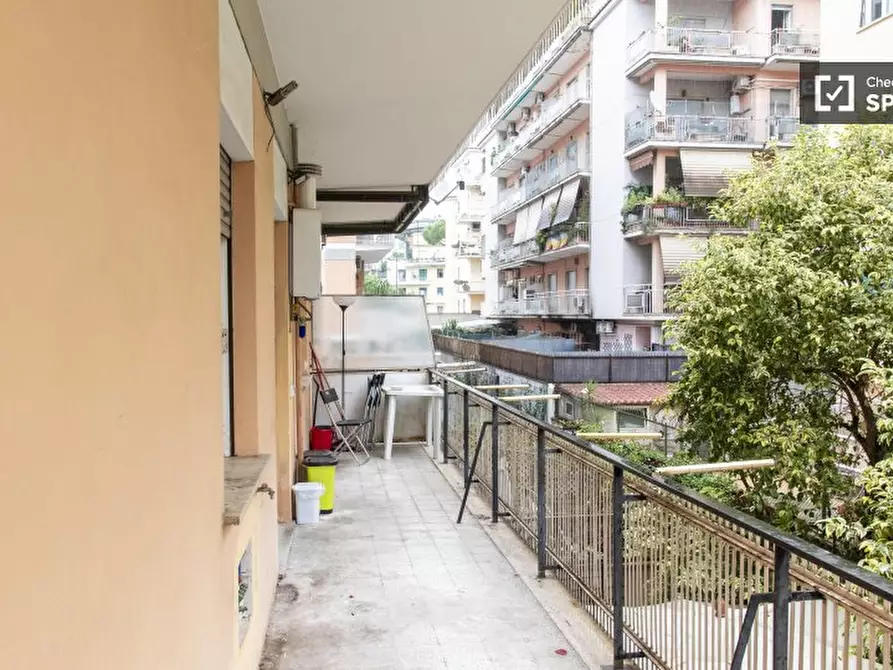 Immagine 6 di Camera condivisa in affitto  in Piazza Conca d'Oro a Roma