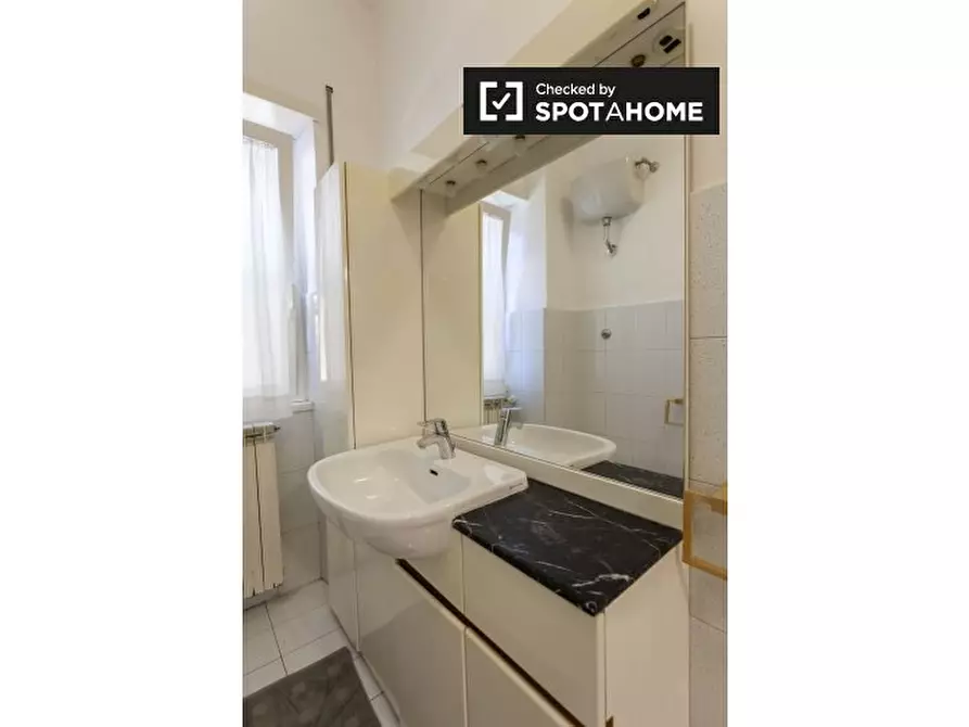 Immagine 14 di Appartamento in affitto  in Via Mattia Battistini, 00167 Roma RM, Italy a Roma