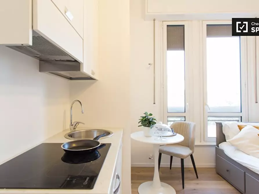 Immagine 3 di Ufficio in affitto  in Viale Gorizia a Milano