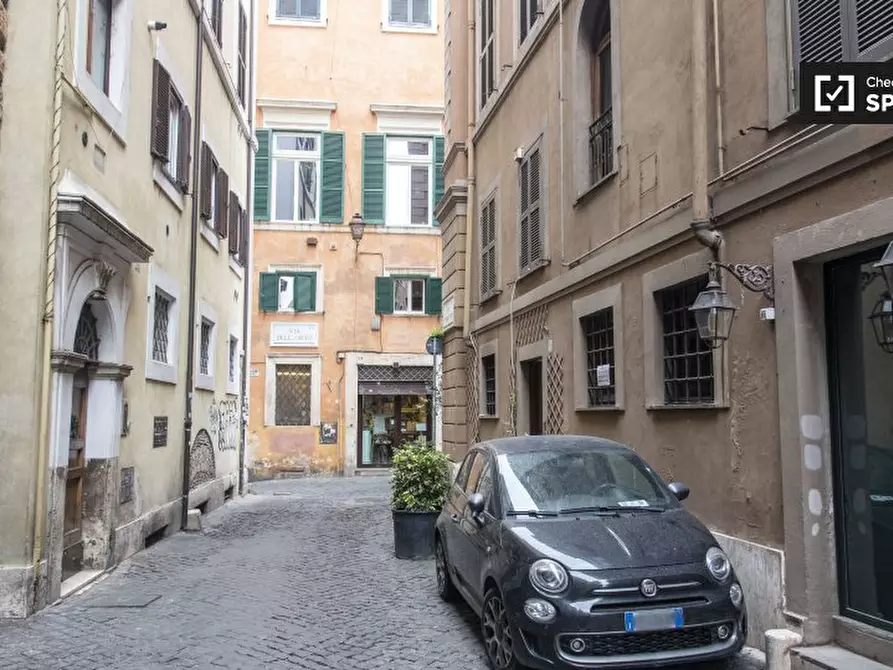 Immagine 13 di Appartamento in affitto  in Via dei Gigli d'Oro a Roma