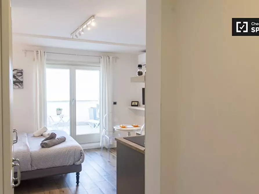 Immagine 7 di Appartamento in affitto  in Via Portuense a Roma