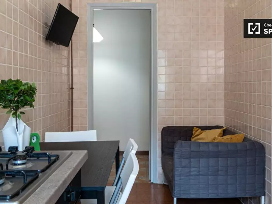 Immagine 12 di Camera condivisa in affitto  in Via Privata Ebro a Milano