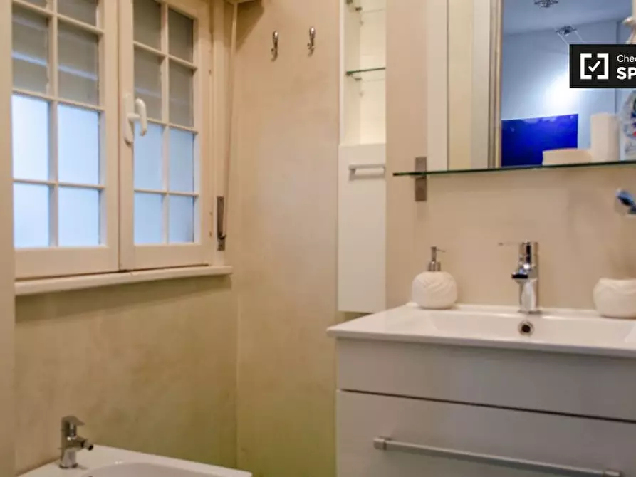 Immagine 8 di Ufficio in affitto  in Via Tuscolana, 00175 Roma RM, Italy a Roma